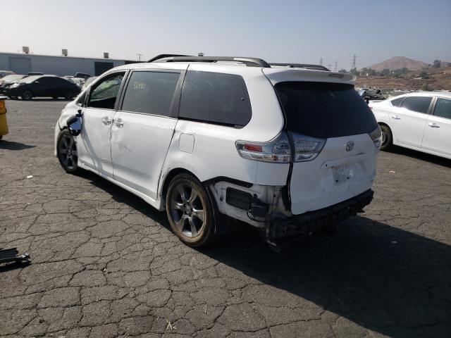 Photo 2 VIN: 5TDXK3DC4GS763144 - TOYOTA SIENNA SE 