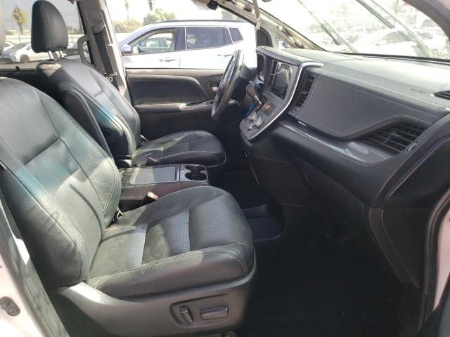 Photo 4 VIN: 5TDXK3DC4GS763144 - TOYOTA SIENNA SE 