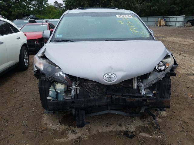 Photo 8 VIN: 5TDXK3DC5BS067773 - TOYOTA SIENNA SPO 