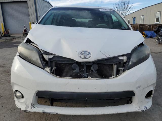 Photo 4 VIN: 5TDXK3DC5BS091121 - TOYOTA SIENNA 