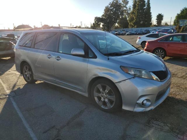 Photo 3 VIN: 5TDXK3DC5CS177269 - TOYOTA SIENNA SPO 