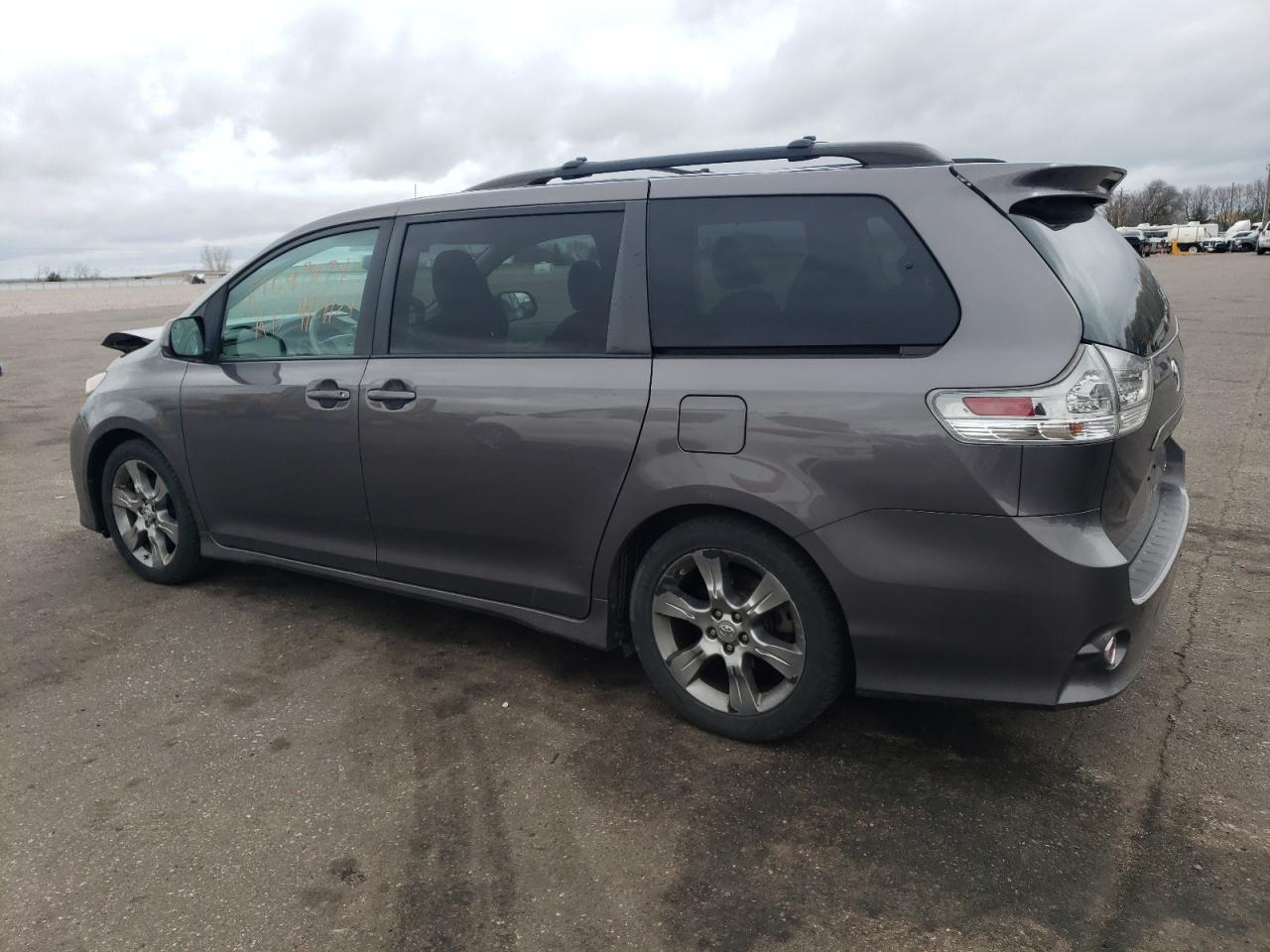 Photo 1 VIN: 5TDXK3DC5CS190619 - TOYOTA SIENNA 