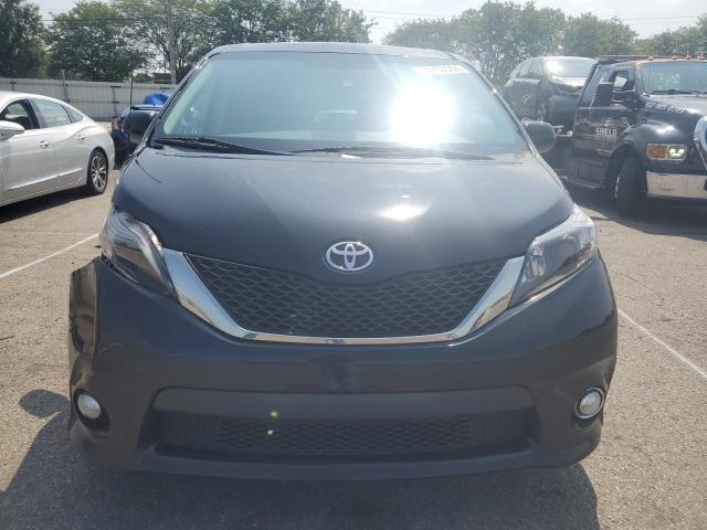 Photo 4 VIN: 5TDXK3DC5CS241357 - TOYOTA SIENNA SPO 