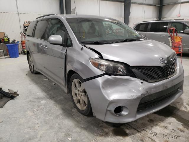 Photo 0 VIN: 5TDXK3DC5CS257896 - TOYOTA SIENNA SPO 