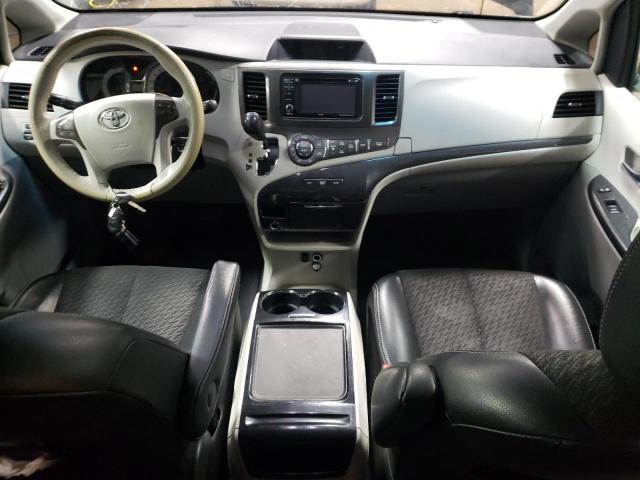 Photo 7 VIN: 5TDXK3DC5CS258806 - TOYOTA SIENNA 