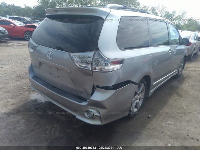 Photo 3 VIN: 5TDXK3DC5CS268865 - TOYOTA SIENNA 