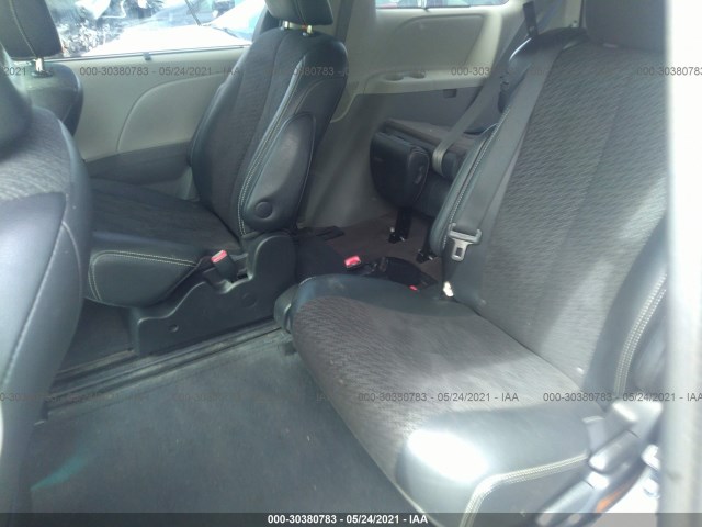 Photo 7 VIN: 5TDXK3DC5CS268865 - TOYOTA SIENNA 