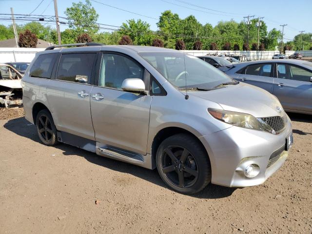 Photo 3 VIN: 5TDXK3DC5DS314096 - TOYOTA SIENNA 