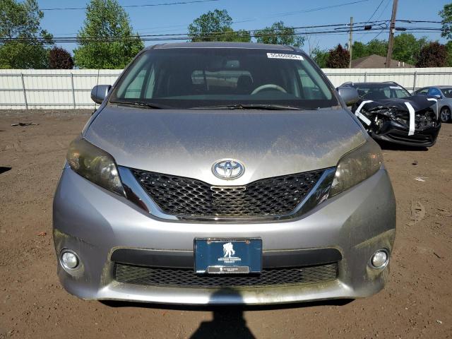 Photo 4 VIN: 5TDXK3DC5DS314096 - TOYOTA SIENNA 