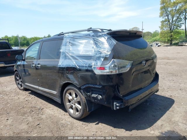 Photo 2 VIN: 5TDXK3DC5ES456160 - TOYOTA SIENNA 