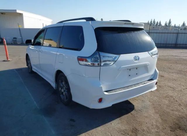 Photo 2 VIN: 5TDXK3DC5FS657879 - TOYOTA SIENNA 