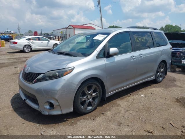 Photo 1 VIN: 5TDXK3DC5GS707763 - TOYOTA SIENNA 