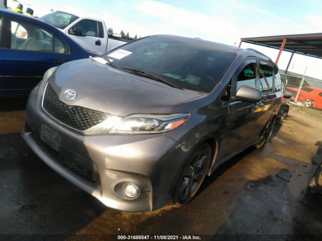 Photo 1 VIN: 5TDXK3DC5GS732727 - TOYOTA SIENNA 