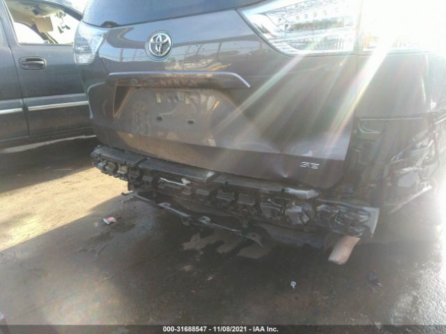 Photo 5 VIN: 5TDXK3DC5GS732727 - TOYOTA SIENNA 