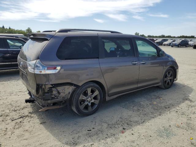 Photo 2 VIN: 5TDXK3DC5GS732744 - TOYOTA SIENNA 