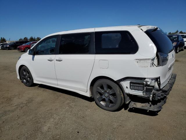 Photo 1 VIN: 5TDXK3DC5GS762696 - TOYOTA SIENNA SE 