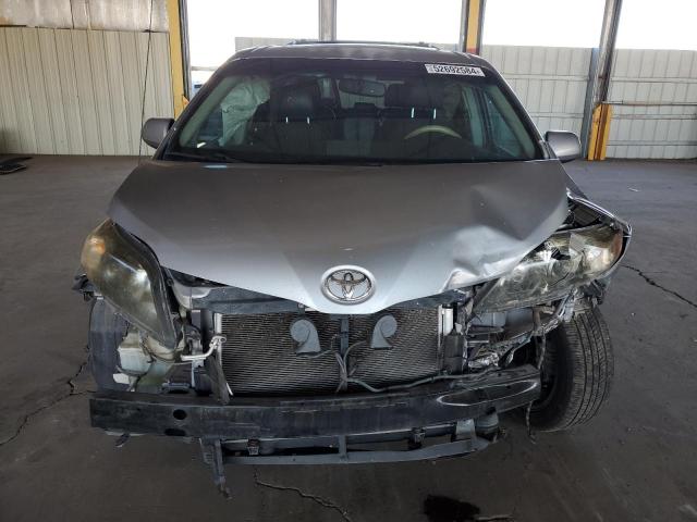 Photo 4 VIN: 5TDXK3DC6CS223823 - TOYOTA SIENNA 