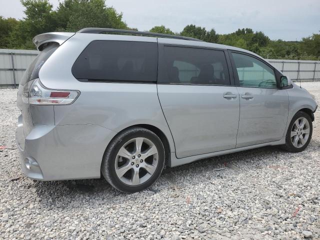 Photo 2 VIN: 5TDXK3DC6CS268258 - TOYOTA SIENNA SPO 