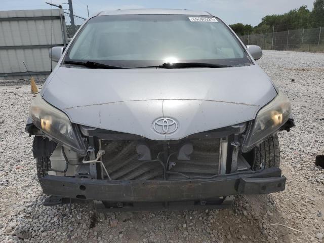 Photo 4 VIN: 5TDXK3DC6CS268258 - TOYOTA SIENNA SPO 