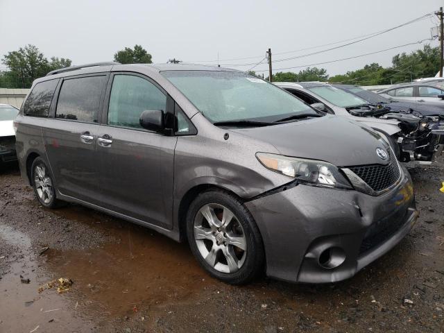 Photo 3 VIN: 5TDXK3DC6DS290083 - TOYOTA SIENNA SPO 