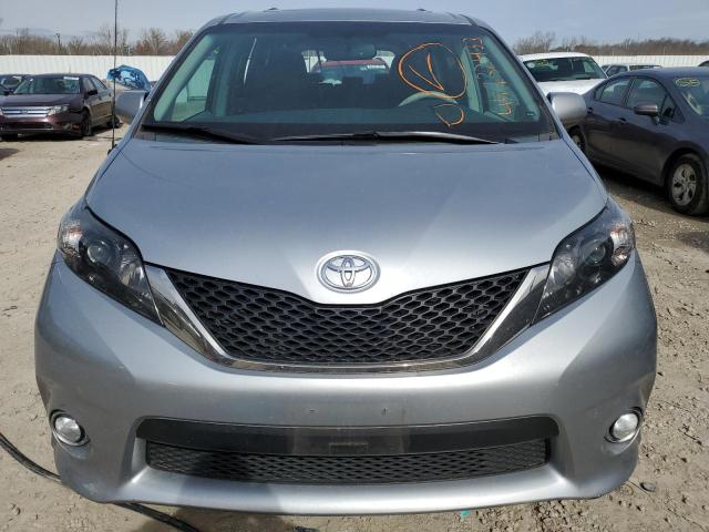 Photo 4 VIN: 5TDXK3DC6ES407792 - TOYOTA SIENNA SPO 