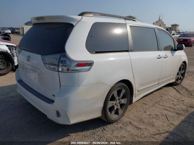 Photo 3 VIN: 5TDXK3DC6FS545205 - TOYOTA SIENNA 