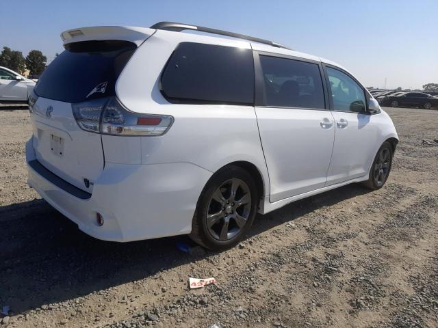 Photo 2 VIN: 5TDXK3DC6GS742358 - TOYOTA SIENNA SE 