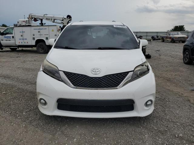 Photo 4 VIN: 5TDXK3DC6GS763744 - TOYOTA SIENNA SE 