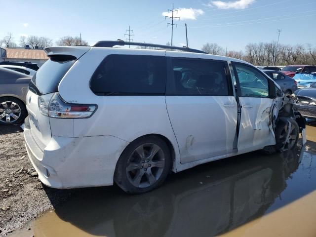 Photo 2 VIN: 5TDXK3DC7BS159001 - TOYOTA SIENNA 