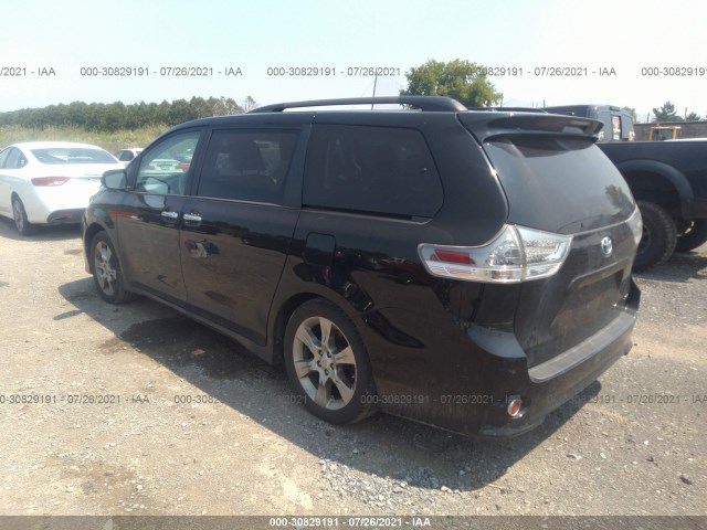 Photo 2 VIN: 5TDXK3DC7DS360254 - TOYOTA SIENNA 