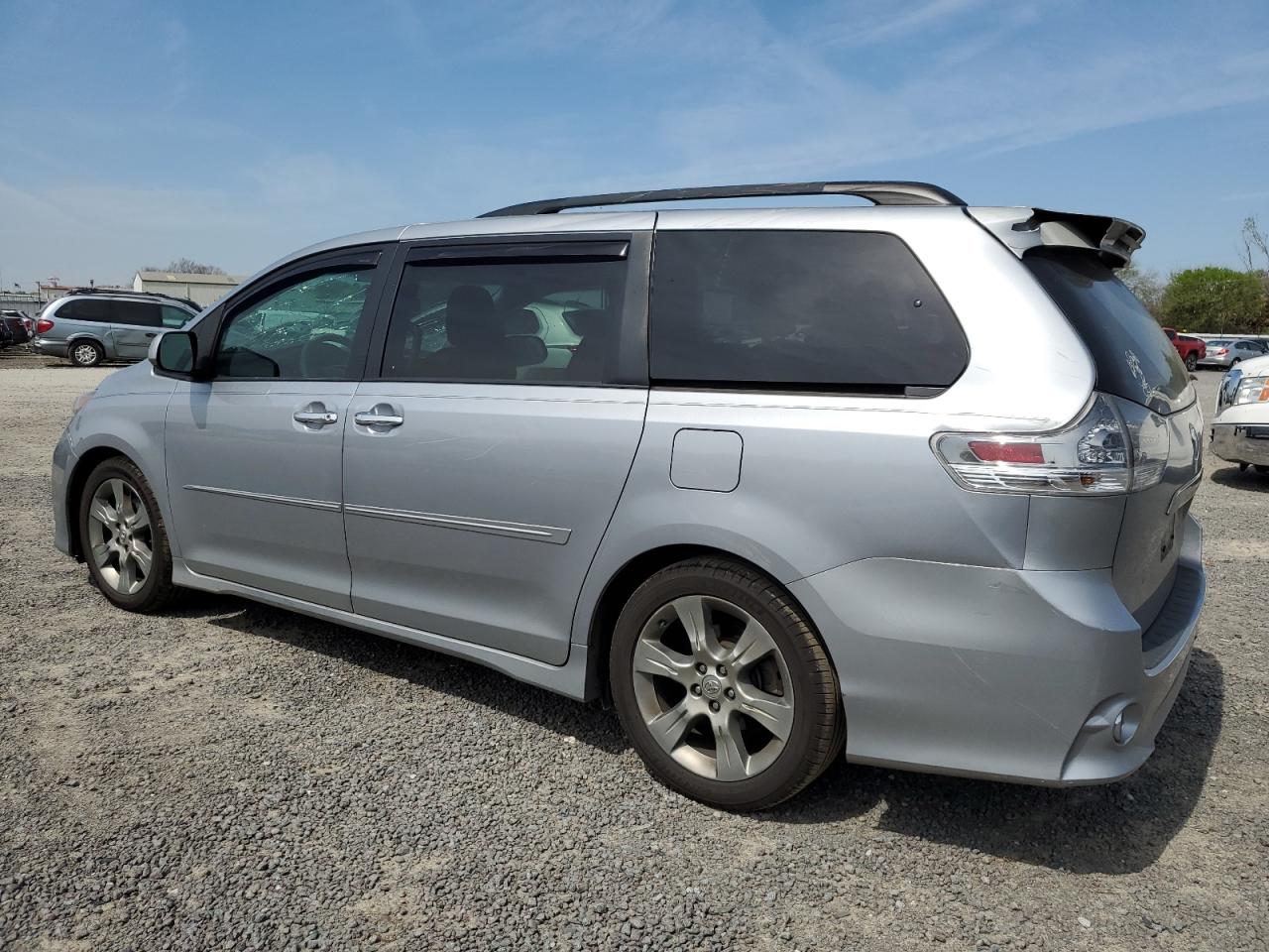 Photo 1 VIN: 5TDXK3DC7DS364692 - TOYOTA SIENNA 