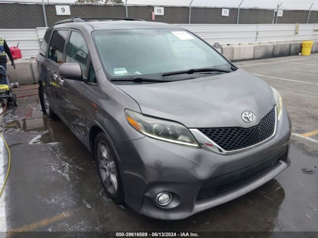 Photo 0 VIN: 5TDXK3DC7FS549313 - TOYOTA SIENNA 