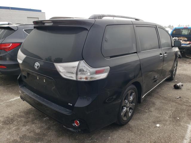 Photo 3 VIN: 5TDXK3DC7GS698936 - TOYOTA SIENNA SE 