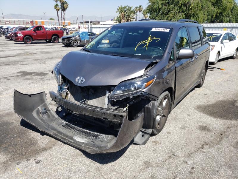 Photo 1 VIN: 5TDXK3DC7GS704184 - TOYOTA SIENNA SE 