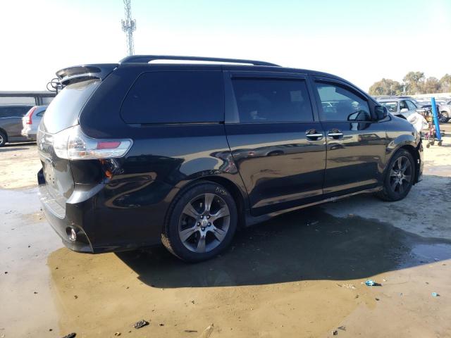 Photo 2 VIN: 5TDXK3DC7GS720563 - TOYOTA SIENNA SE 