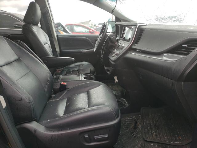 Photo 4 VIN: 5TDXK3DC7GS723530 - TOYOTA SIENNA SE 