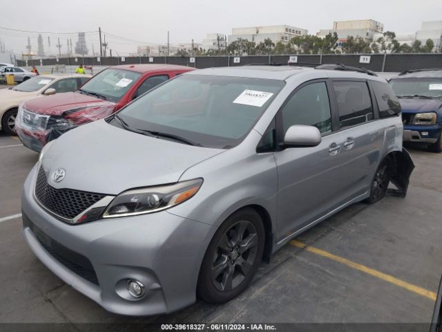 Photo 1 VIN: 5TDXK3DC7GS726279 - TOYOTA SIENNA 