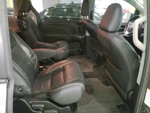 Photo 5 VIN: 5TDXK3DC7GS734933 - TOYOTA SIENNA SE 