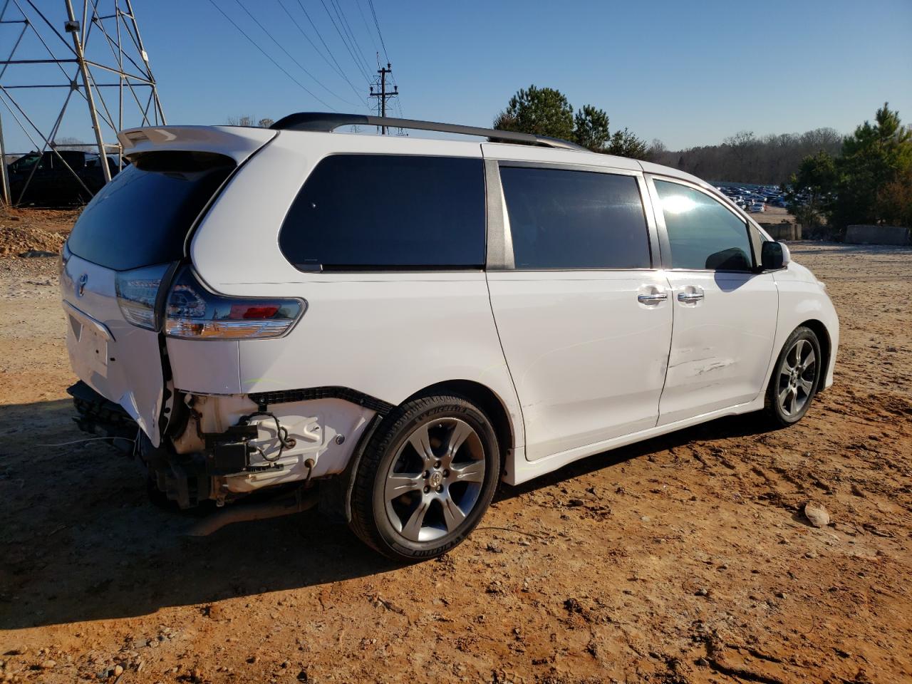 Photo 2 VIN: 5TDXK3DC7GS748198 - TOYOTA SIENNA 