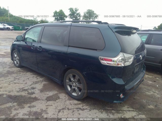 Photo 2 VIN: 5TDXK3DC8BS045105 - TOYOTA SIENNA 