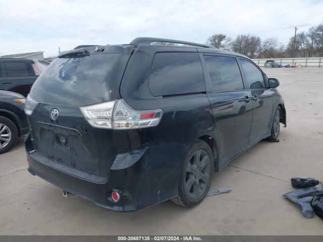 Photo 3 VIN: 5TDXK3DC8BS069758 - TOYOTA SIENNA 