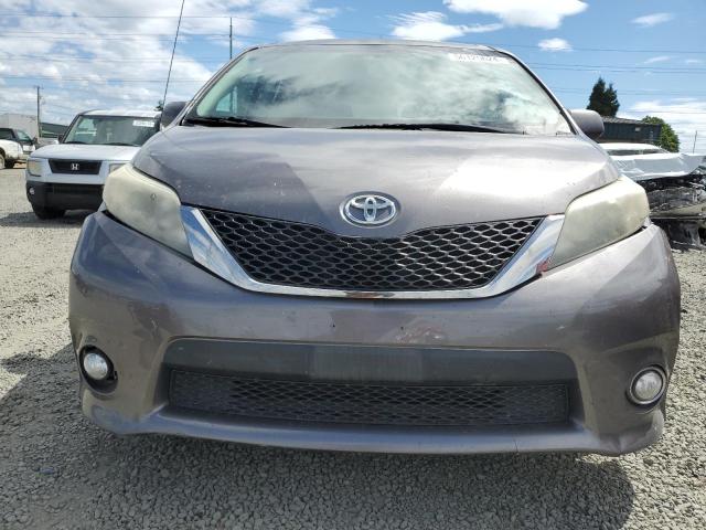 Photo 4 VIN: 5TDXK3DC8BS153708 - TOYOTA SIENNA 