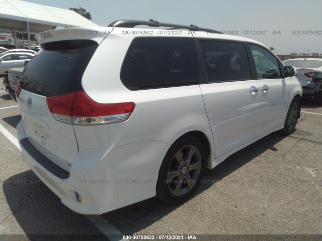 Photo 3 VIN: 5TDXK3DC8FS683604 - TOYOTA SIENNA 