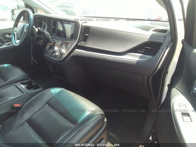 Photo 4 VIN: 5TDXK3DC8FS683604 - TOYOTA SIENNA 