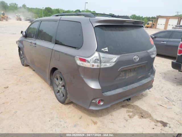 Photo 2 VIN: 5TDXK3DC8G5754785 - TOYOTA SIENNA 