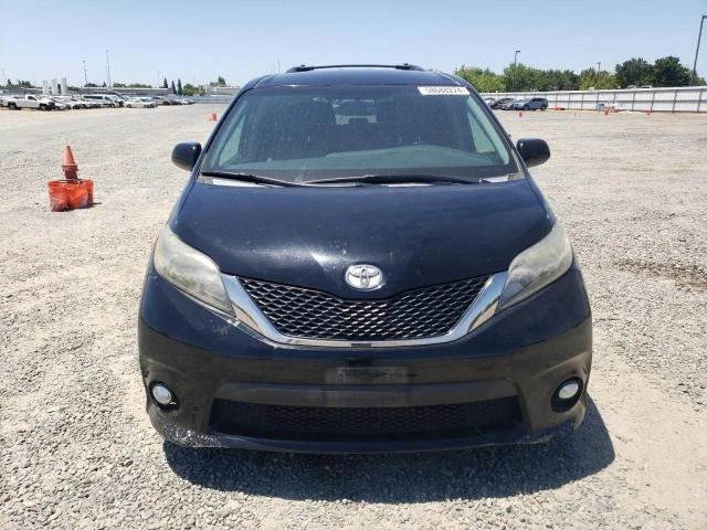 Photo 4 VIN: 5TDXK3DC8GS698394 - TOYOTA SIENNA SE 