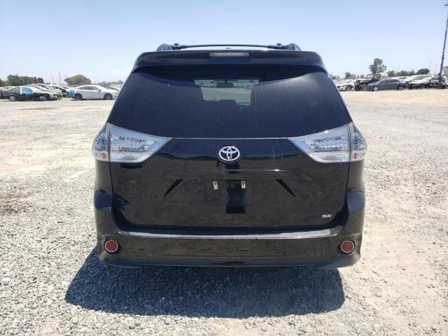 Photo 5 VIN: 5TDXK3DC8GS698394 - TOYOTA SIENNA SE 