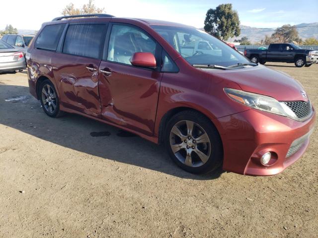 Photo 3 VIN: 5TDXK3DC8GS708020 - TOYOTA SIENNA 