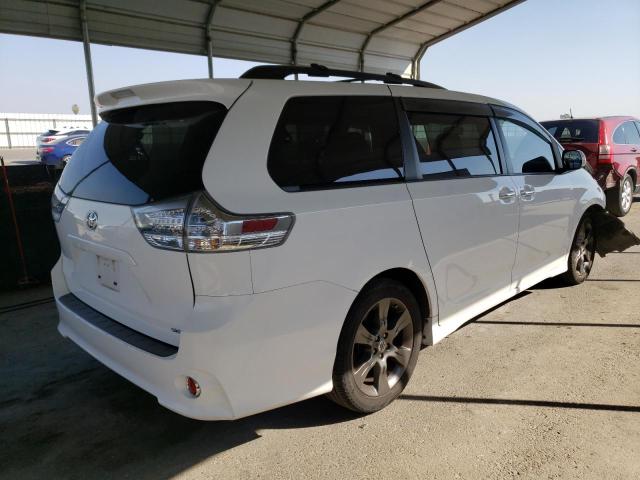 Photo 2 VIN: 5TDXK3DC8GS758674 - TOYOTA SIENNA 