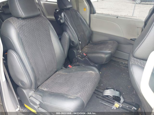 Photo 7 VIN: 5TDXK3DC9BS039488 - TOYOTA SIENNA 